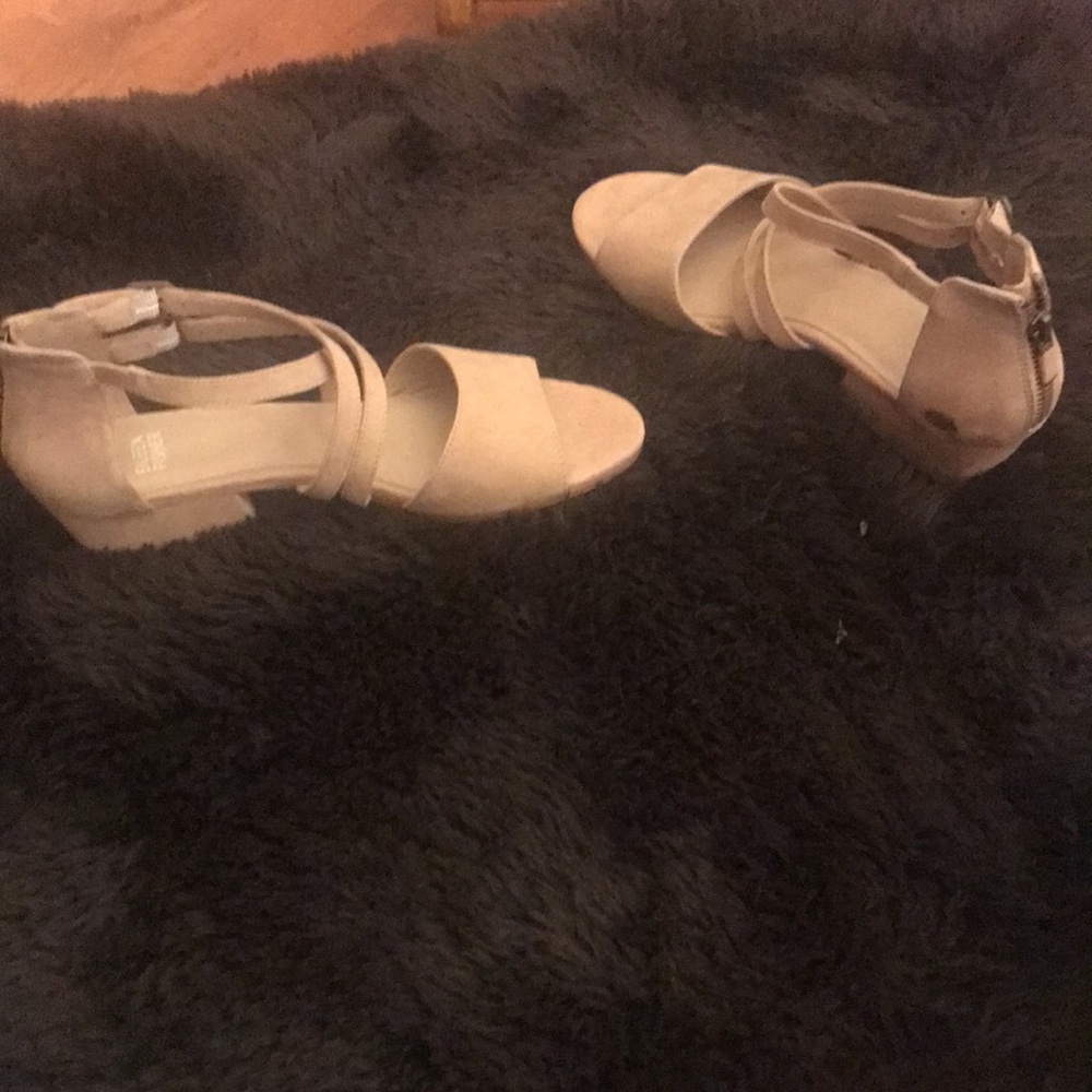 NEW Eileen Fisher women Sandals Kyra tan Nubuck Leather Open Peep Toe Size 7.5 - Picture 3 of 13